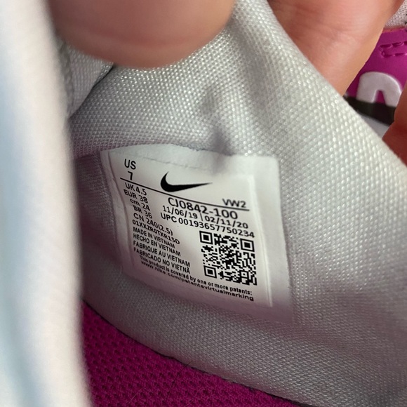 Nike Air Max - Picture 4 of 4